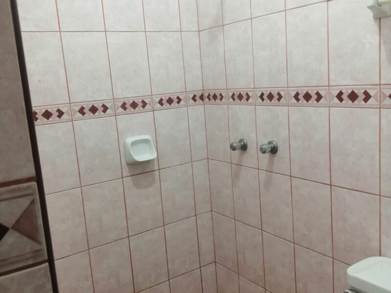 BAJO DE PRECIO: Venta de Casa de 3 pisos , ideal para negocio de alquiler de dptos. en Carabayllo