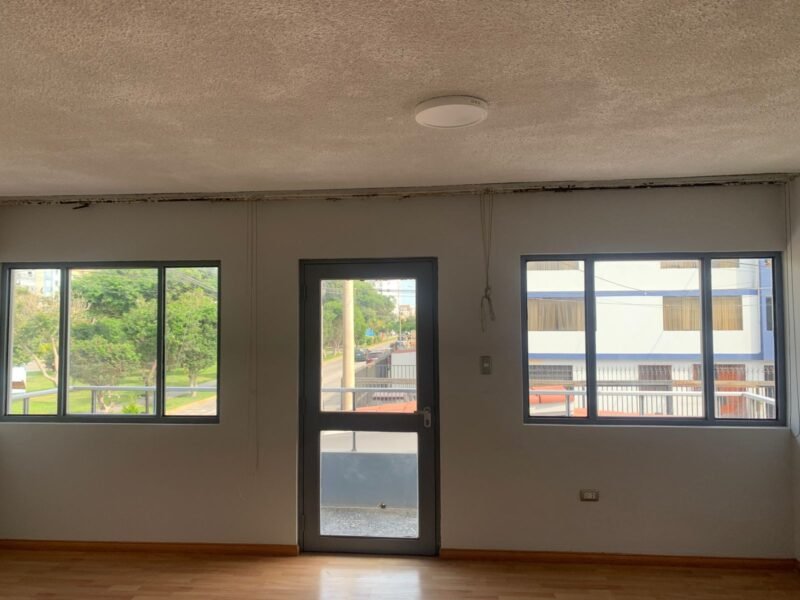 Venta Departamento en 2° piso en San Miguel