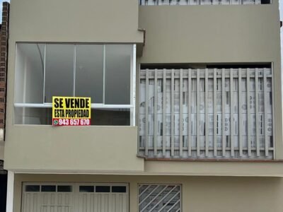 Venta de Casa de 3 pisos en Urb. Santa Maria, Carabayllo