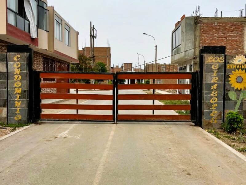 Venta de Casa de 3 pisos en Urb. Santa Maria, Carabayllo