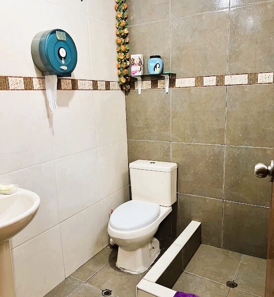Venta de casa de 2 pisos en Ventanilla