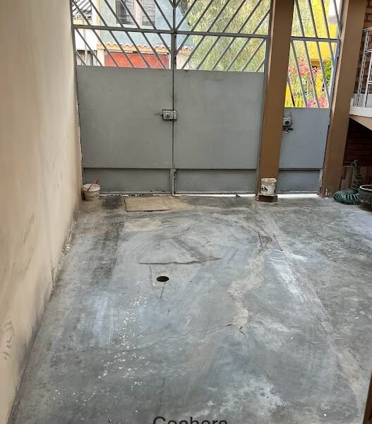 Venta de casa de 2 pisos en Ventanilla